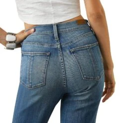 Ariat Women's High Rise Ultra Lucy Relaxed Straight Jean Fontana 6 Ariat Women's High Rise Ultra Lucy Relaxed Straight Jean Fontana -Nrsworld 10042220 02