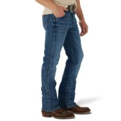 Wrangler Men's Retro 77 Slim Jeans -Nrsworld 77MWZMP 4